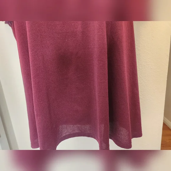 Torrid Burgundy Lace Fitted Blouse Short Sleeve - Picture 5 of 12